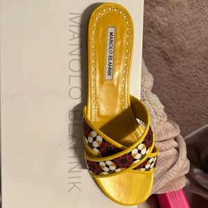 Excellent Condition Manolo Blahnik Sandals